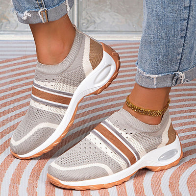 Ensie | Entspannte und unterstützende orthopädische Sneakers