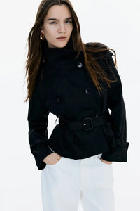 ELARA - Luxe Kurzer Trenchcoat in Schwarz