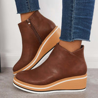Nikkole - Stilvolle Damenstiefel mit Reißverschluss in Braun