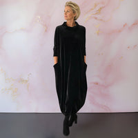 Anja™ | Samtiges elegantes Maxikleid in Schwarz