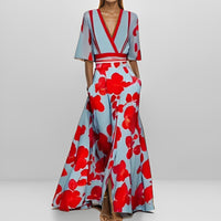 Delores - Langes Kleid mit Blumendesign und langen Ärmeln in Rot