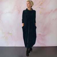 Anja™ | Samtiges elegantes Maxikleid in Dunkelgrün
