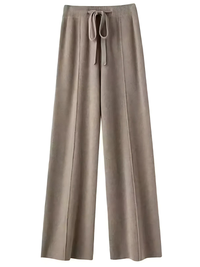 ELVINA – DIE STRICKHOSE MIT WEITEM BEIN FÜR STILVOLLE GEMÜTLICHKEIT in Grau