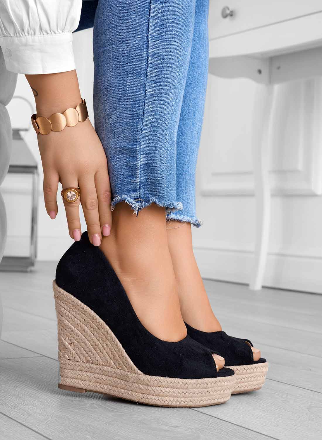 Myka | Bequeme und Elegante Sandale