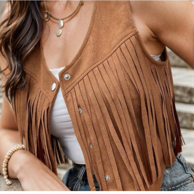Wicky | Suede-Weste mit Fransen und Knopfdetail