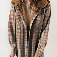 Amira-Karierte Kapuzenjacke – Lässiger Herbst-Look in Braun
