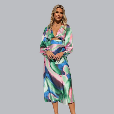 Elaine™ | Satiniertes Midikleid mit Cut-Out und Farbverlauf