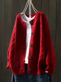 THE LORENZA | STRICKJACKE MIT ZOPFMUSTER in Rot