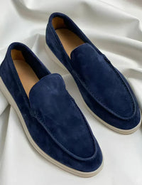 Marineblau