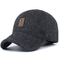 Klassische Wintermütze mit Ohrenschutz und Snapback-Design in Schwarz