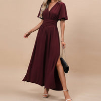 Leyli - Elegantes Midi-Kleid mit Schlitz in Dunkelrot