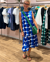 Karleshia - Bequemes Midikleid mit Rundhalsausschnitt in Blau