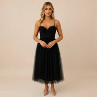 Cynthia - Elegantes und Schickes Midikleid in Schwarz