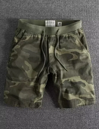 Militärgrün
