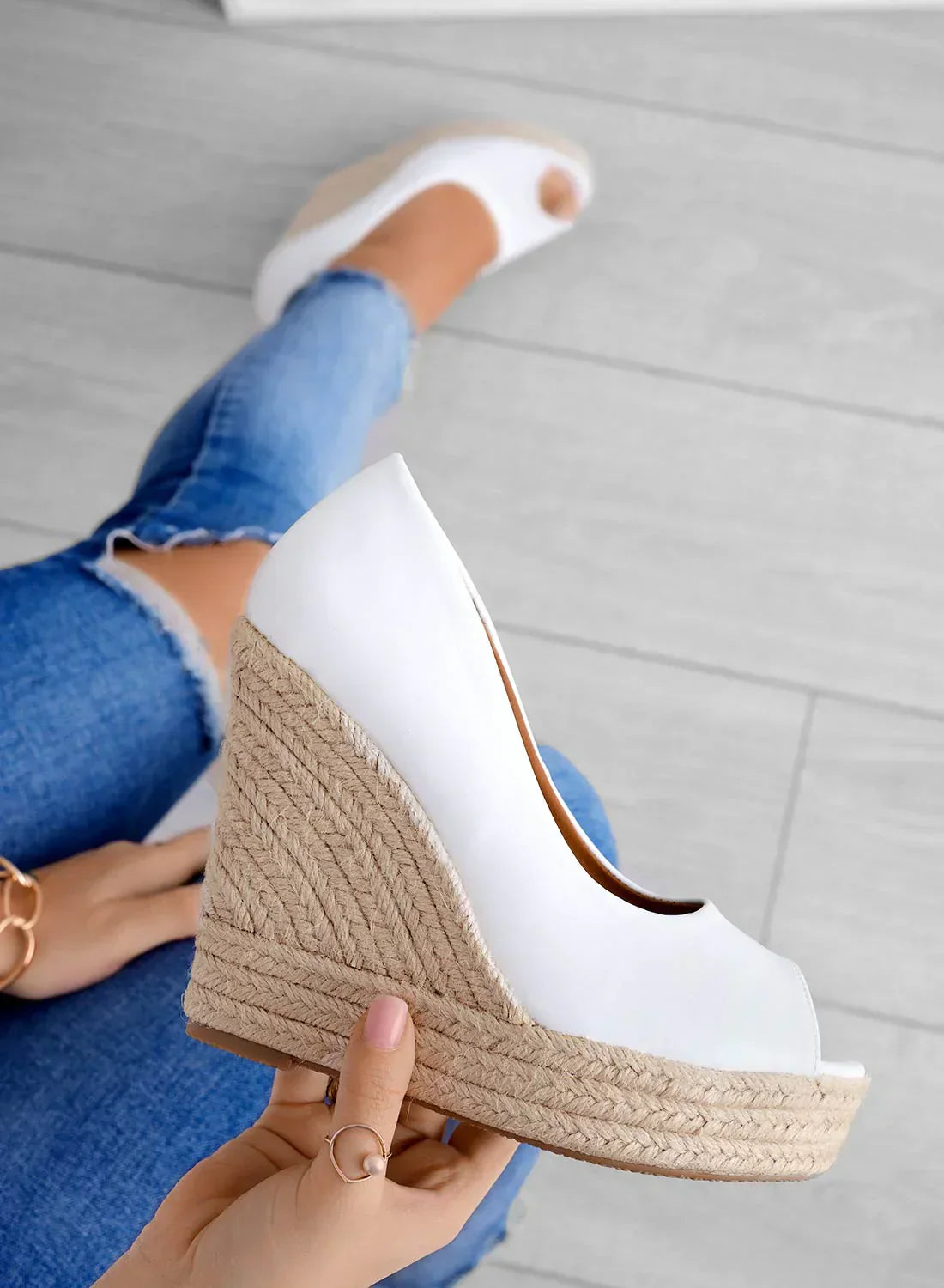 Myka | Bequeme und Elegante Sandale