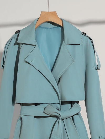 Latina | Damen Langer Doppelknopf-Trenchcoat mit Taillengürtel – Elegante Passform