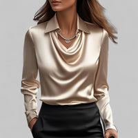 Theresa | Elegante Wasserfall Satinbluse in Sekt