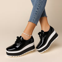 Arlea | Damen Plateau Sneaker Gepolstert Komfort Höhe Modern Trend in Schwarz