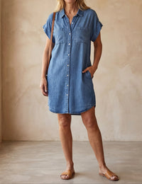 Blau
