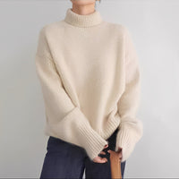 Clementine - Damenpullover mit kuscheligem Rollkragen in Beige