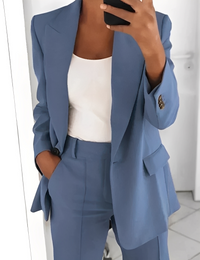 Blau