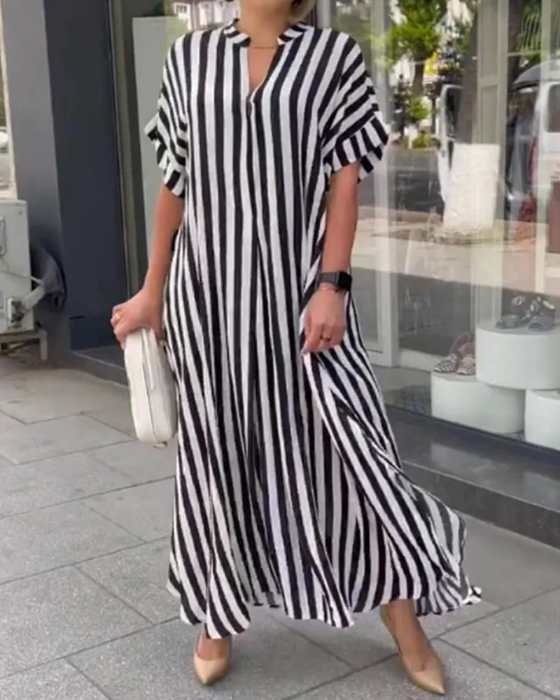 Langes Damenkleid