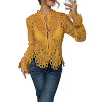 Aurelia | Damen Spitzenbluse Langarm Ausschnitt-Muster Elegant in Gelb