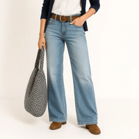 Majken - Lässig geschnittene Jeans für einen trendigen Look in Hellblau