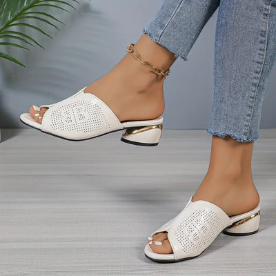 Peporina | Perforierte Peep-Toe Schuhe mit Blockabsatz