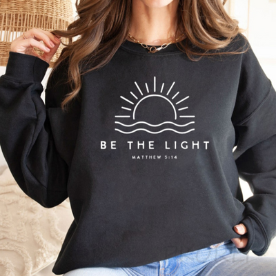 Fudus | Stijlvolle Sweater "BE THE LIGHT"