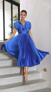 Clara | Damen Seidenkleid Luxuriös Fließend Elegant Festlich Satin in Blau