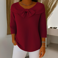 Anina - Ein modischer Damenpullover in Rot
