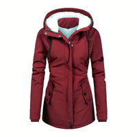 Hilary - Schicke und bequeme Kapuzenjacke in Rot