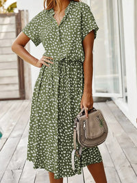 Elizabeth - Damen Midi Hemdkleid mit Tierdruck und kurzen Ärmeln in Grün