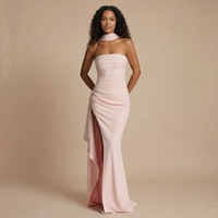 Amy - Strapless Raffung Bodycon Maxikleid mit hohem Schlitz in Pink