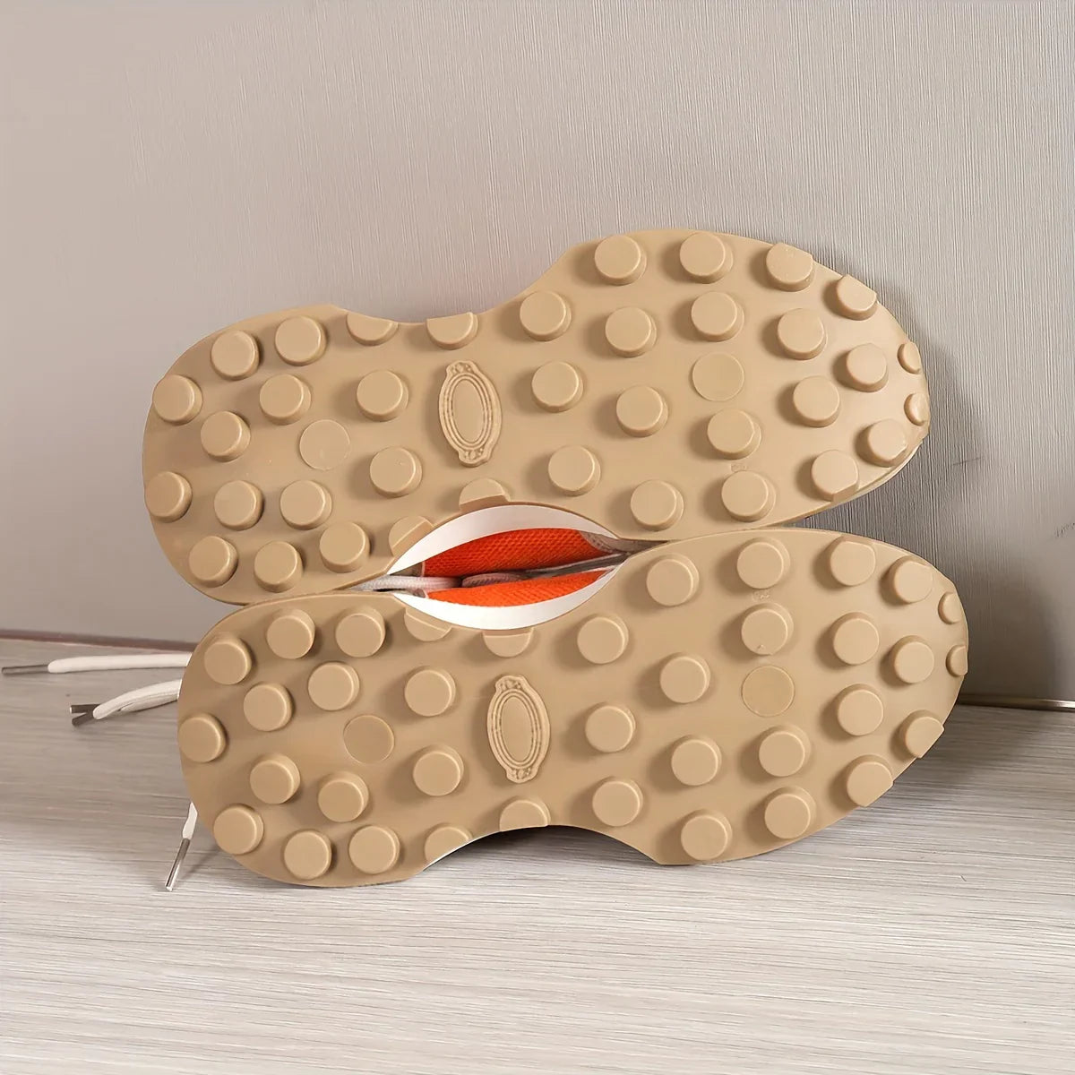 Enolara | Atmungsaktive Sport-Trainer -  Komfortabel & Rutschfestes Design