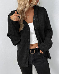 Mia | Damen Kapuzenstrickjacke mit Knöpfen in Schwarz