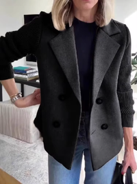 REYA – Der leichte frühlings-mantel mit urbanem charme in Schwarz