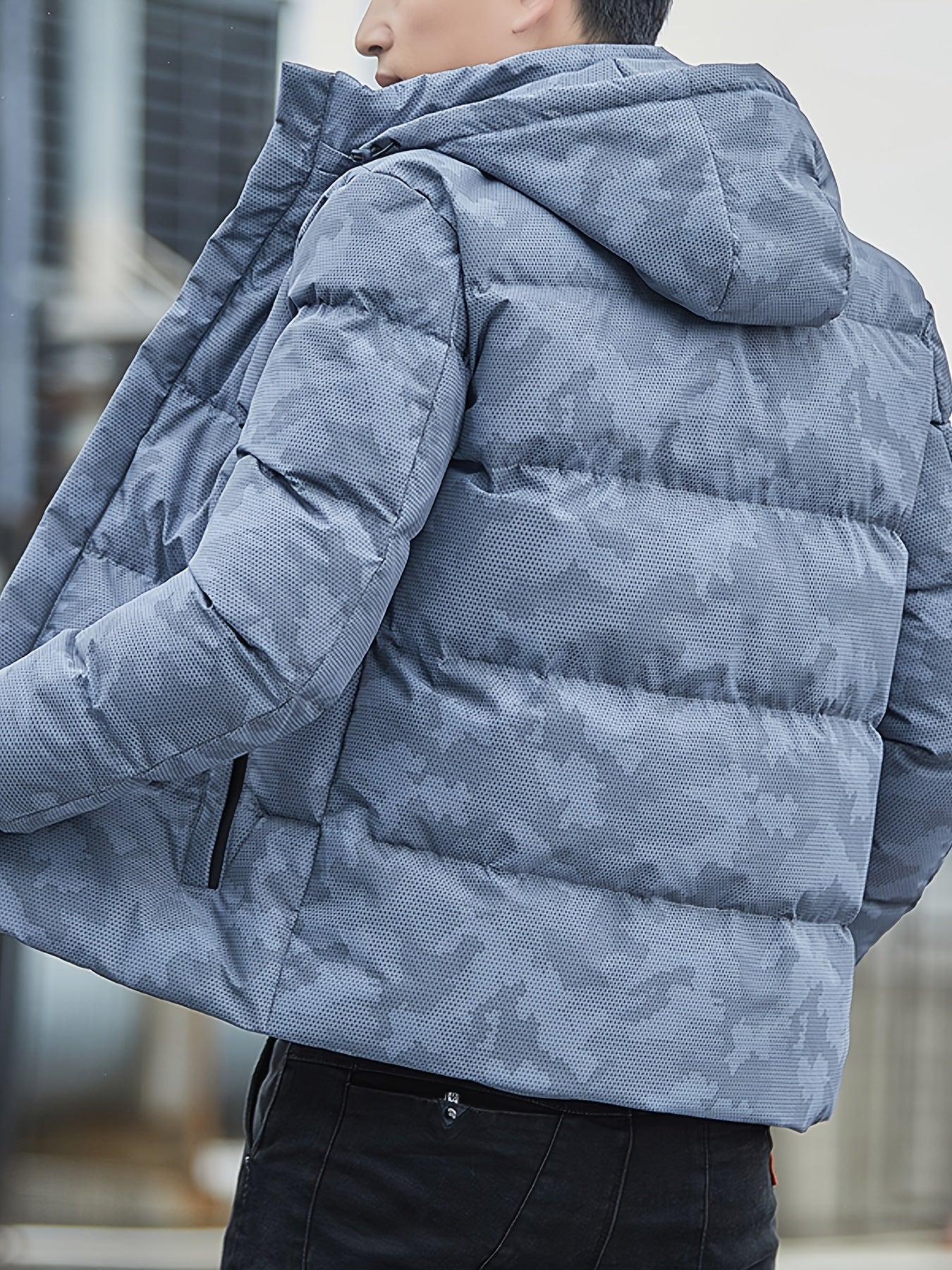 Warme Baumwoll-Steppjacke im Camouflage-Stil mit abnehmbarer Kapuze für Herren | Ideal für den Winter