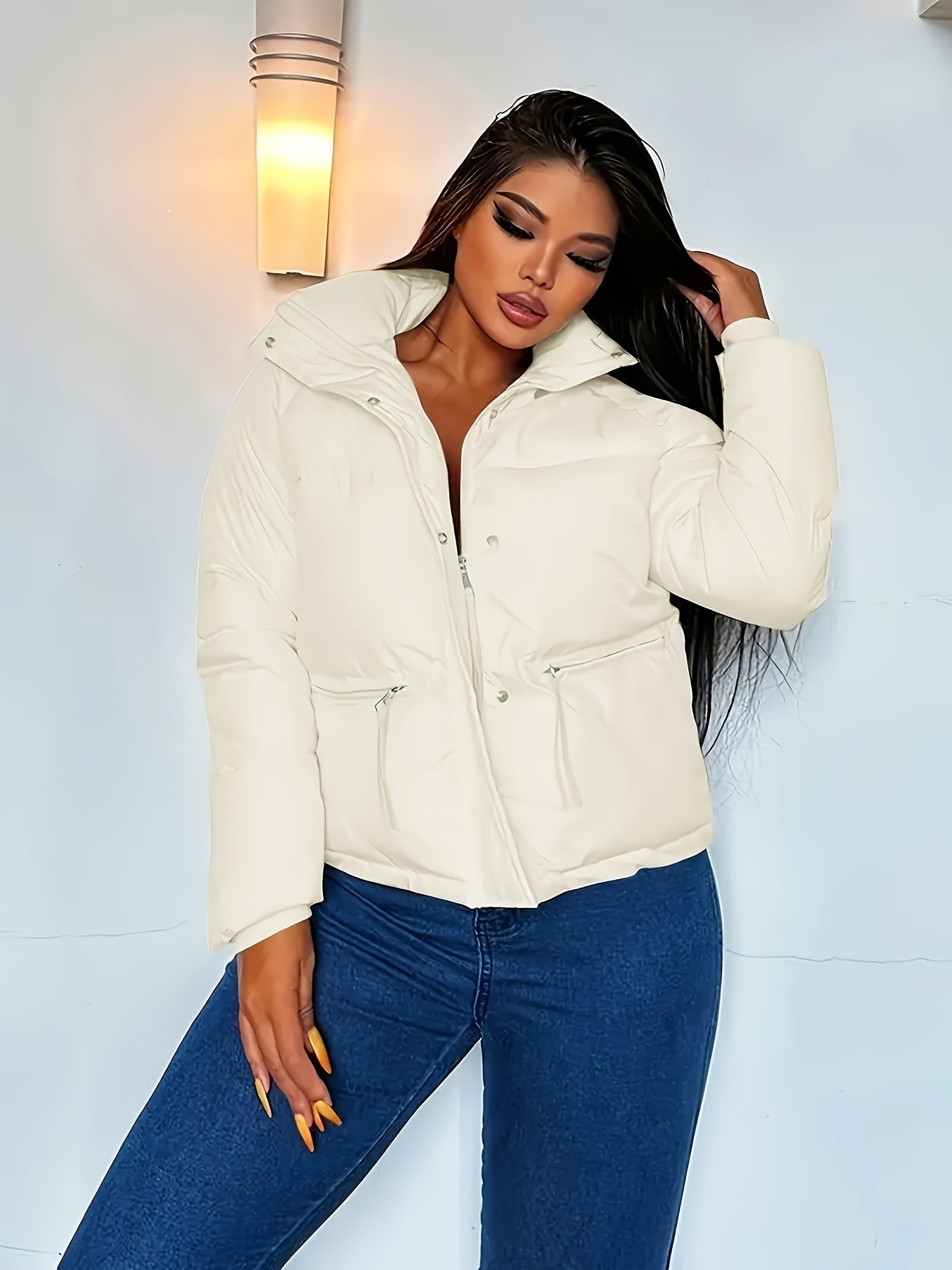 Lässige kurze Winterjacke mit Reissverschluss für Damen |  Ideal für den Winter