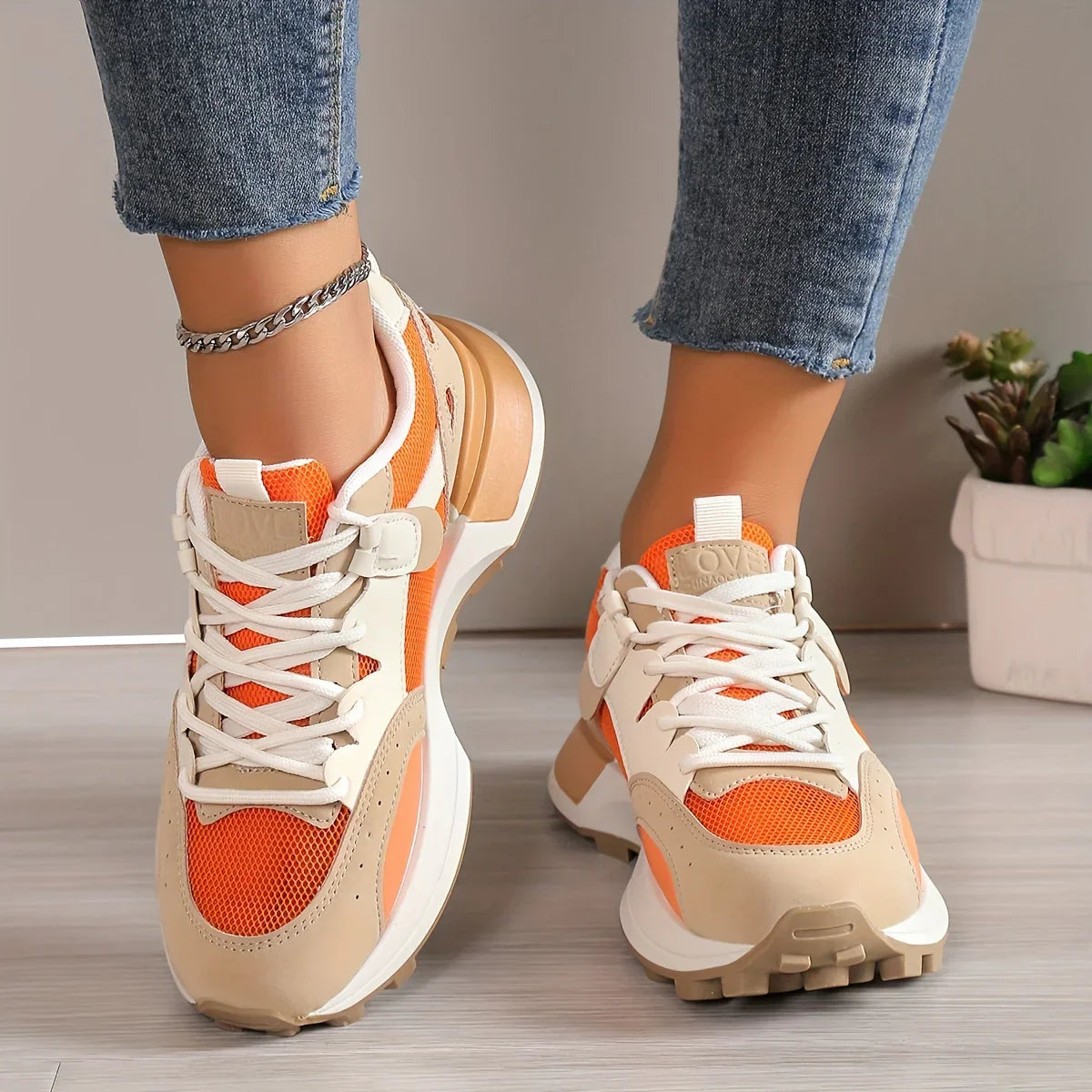 Enolara | Atmungsaktive Sport-Trainer -  Komfortabel & Rutschfestes Design