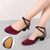 Carrie - Glänzende Damensandalen in Rot