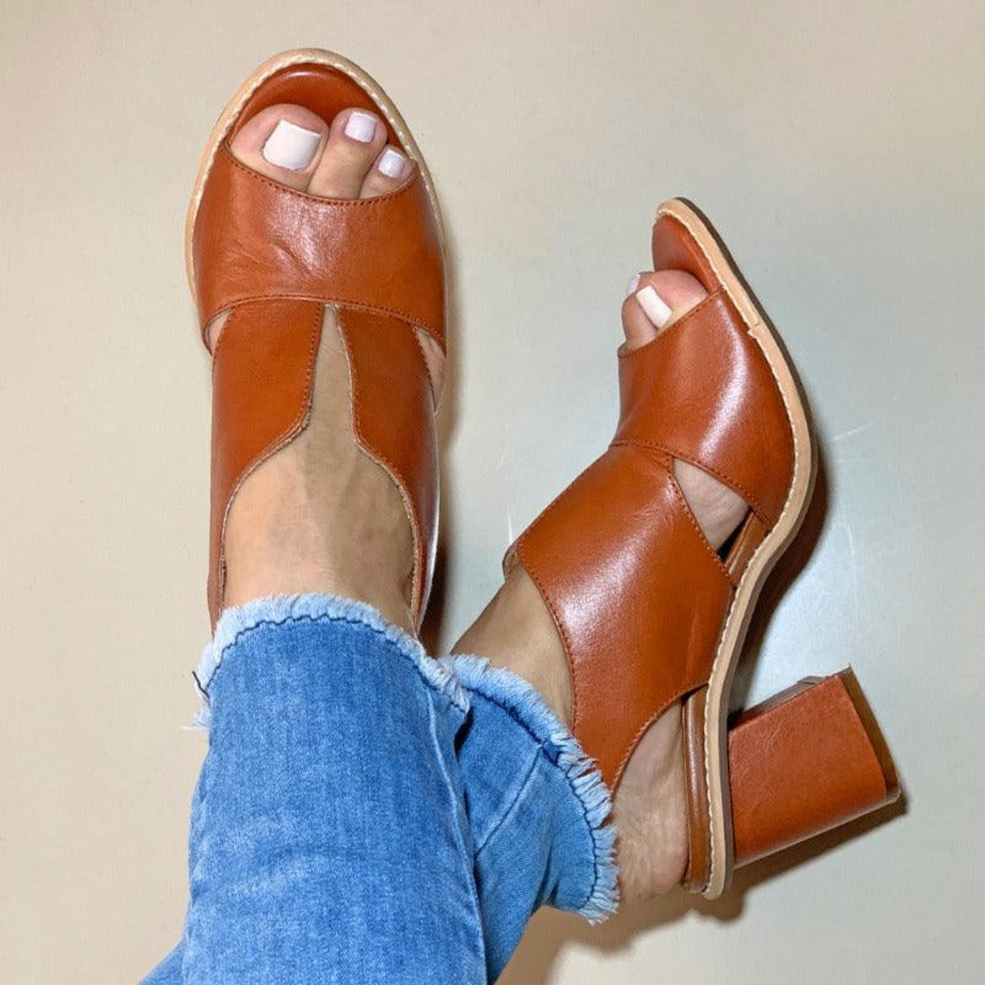 Hely | Zeitlose Eleganz und Haltbarkeit – Sandalen aus echtem Leder