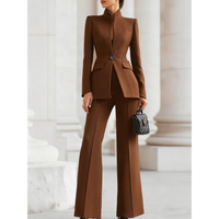 Constance | Damen Hosenanzug Stehkragen Blazer Loose Fit Modern Elegant in Braun