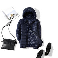 Celestiney - Superleichte Damenjacke in Marineblau