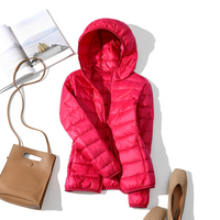 Celestiney - Superleichte Damenjacke in Rot