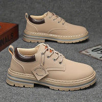 TRAVOR – Klassische Schnürschuhe Mit Runder Zehen in Beige