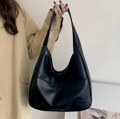 Masha | Stilvolle Schultertasche aus hochwertigem Material