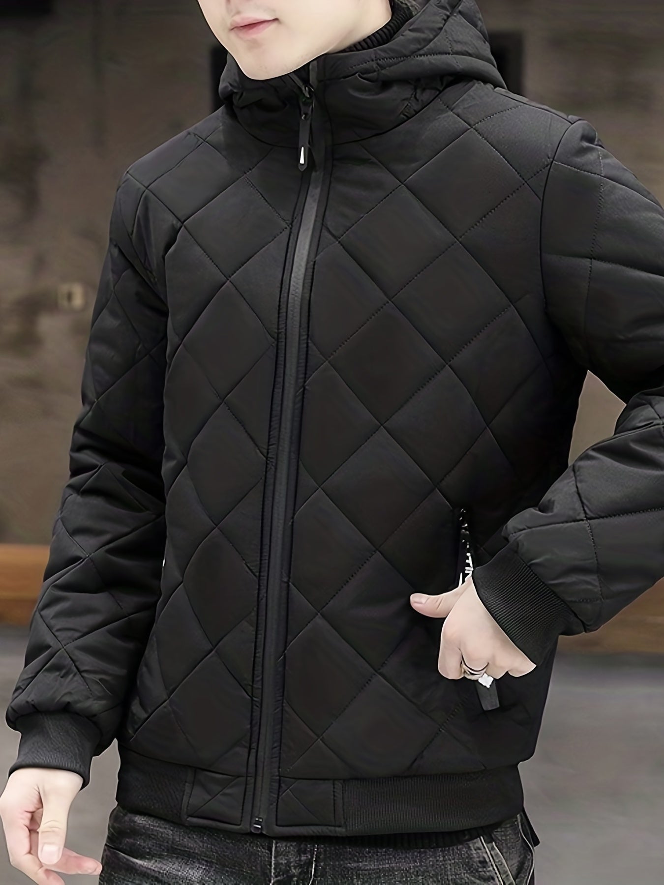 Warme Kapuzen Puffer Winterjacke mit Reissverschluss und Kordelzug für Herren | Ideal für den Winter