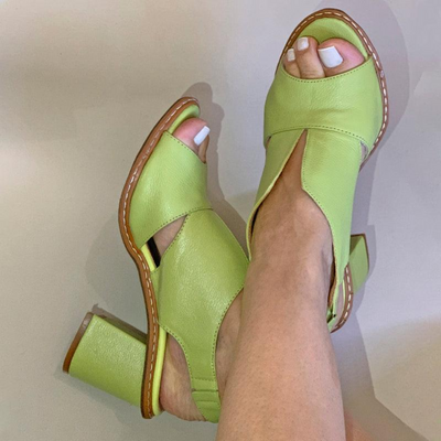 Hely | Zeitlose Eleganz und Haltbarkeit – Sandalen aus echtem Leder